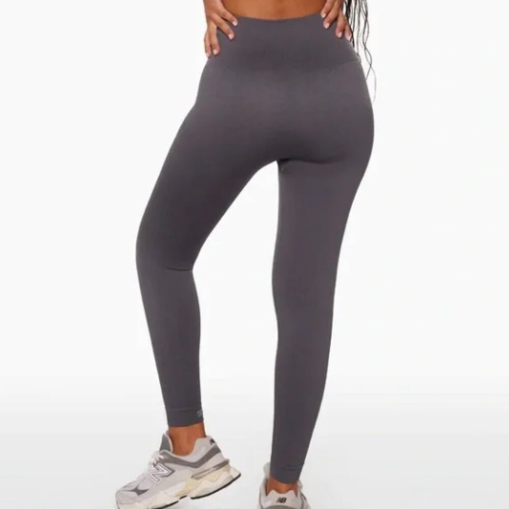 SET Active  〰️ Sculptflex Leggings in Gray